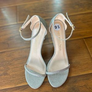 Stuart Weitzman Nudistsong Ankle traps-Size 9.5